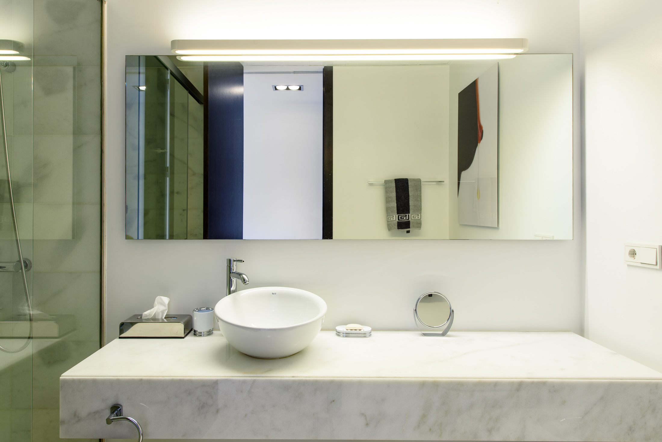 resa estates Ibiza sale Talamanca es Pouet bathroom 7.jpg